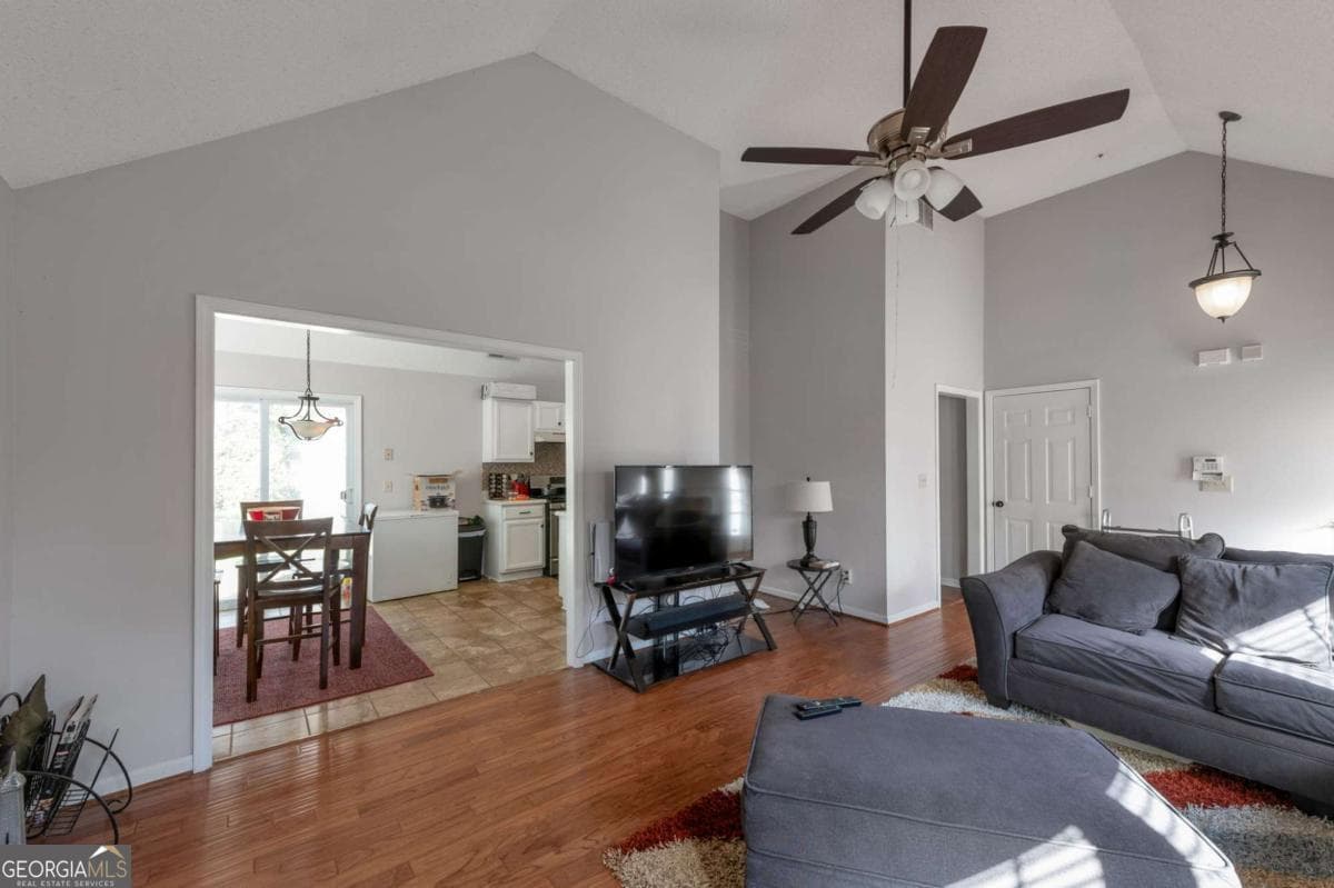 320 Jamaica Sw Cove — photo 14