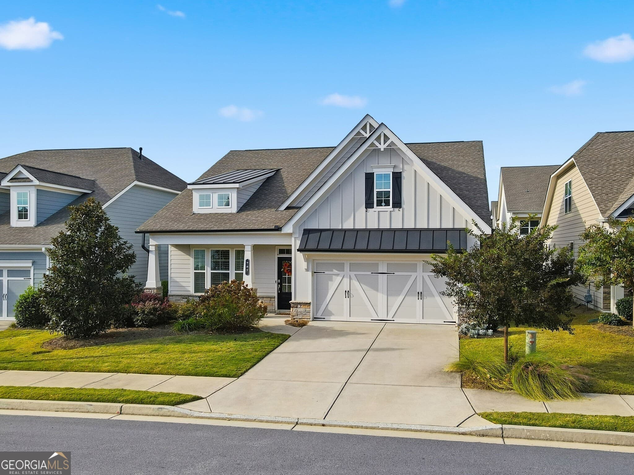 707 Evergreen Ln — photo 2