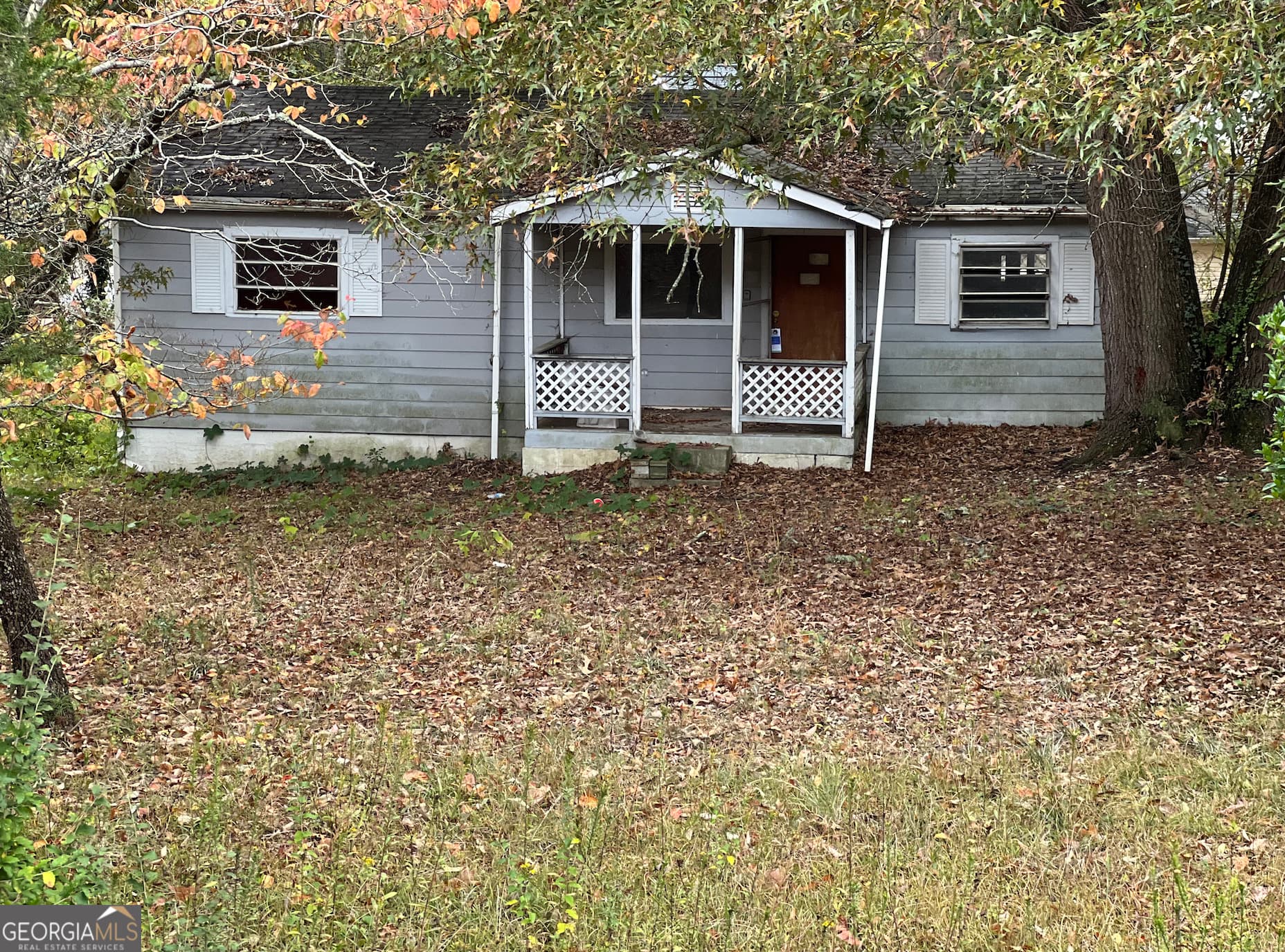 1099 Warren Dr — photo 1