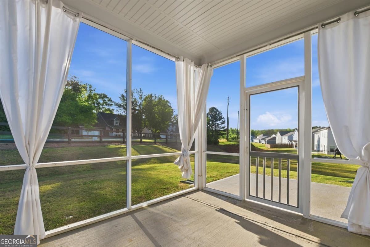 1 Longbrooke Se Dr — photo 2