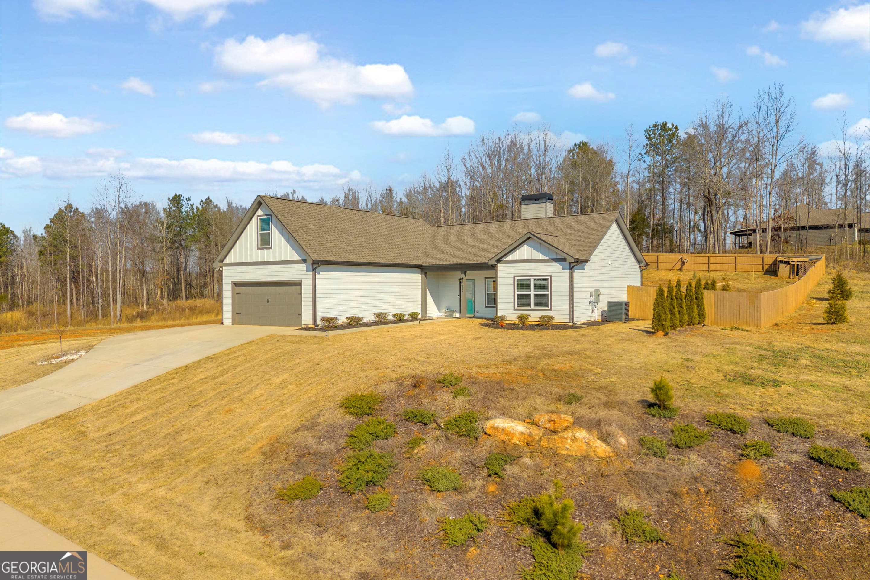 112 White Oak Trail — photo 2