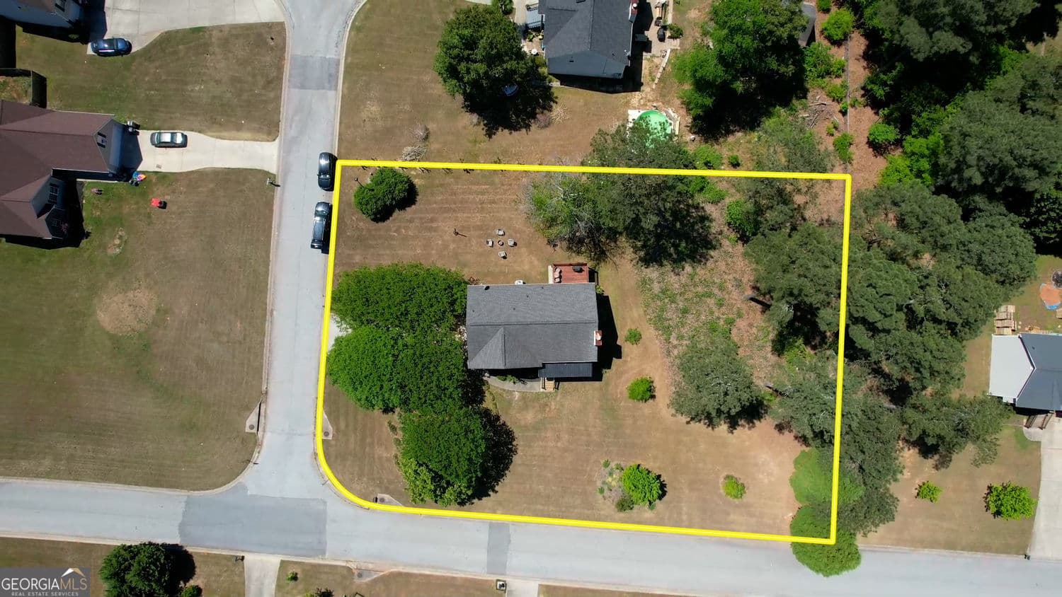 605 Dakota St — photo 2