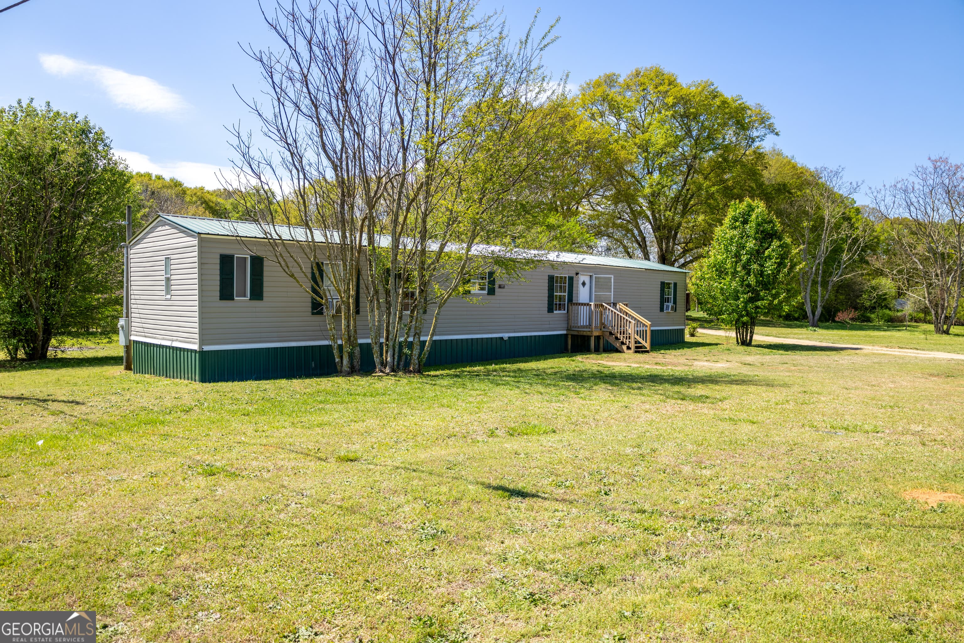 35 Brooks St — photo 2