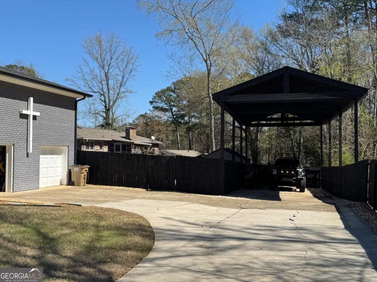 3900 Westmoreland Dr — photo 25