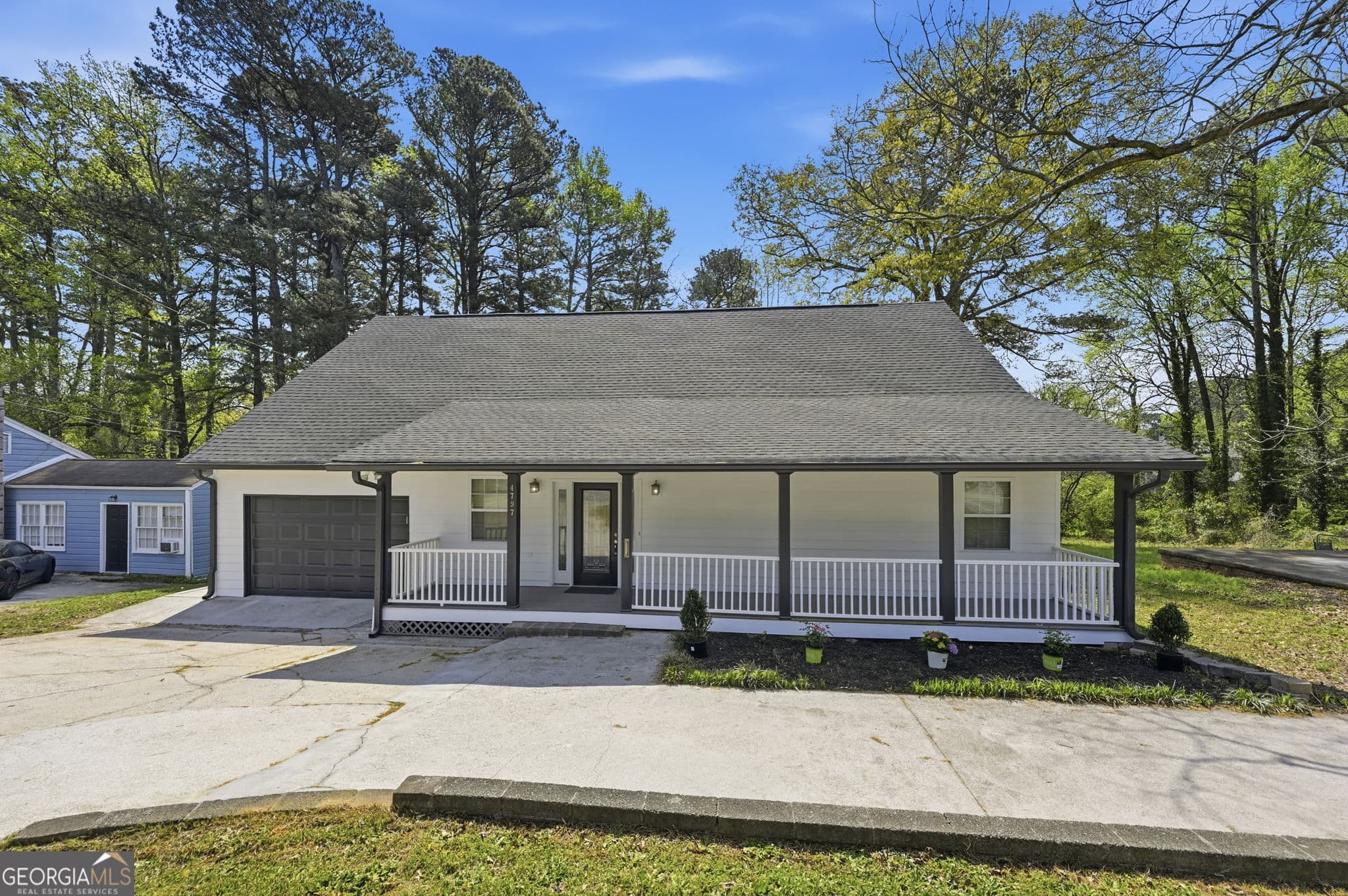 4797 Lavista Rd — photo 2