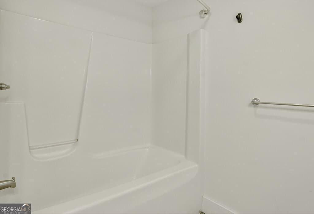 380 Hardscrabble Rd — photo 59