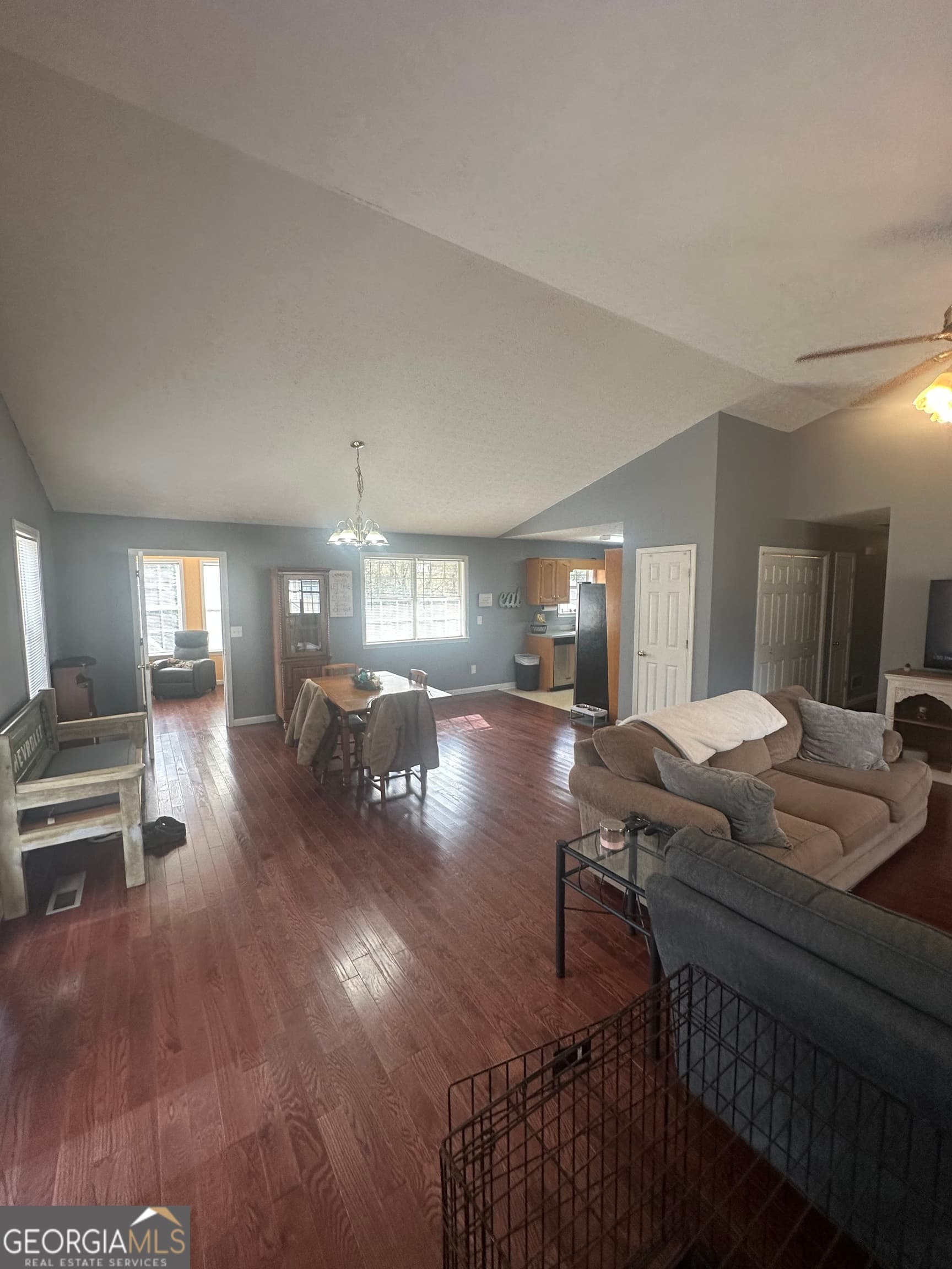 504a Locke St — photo 2