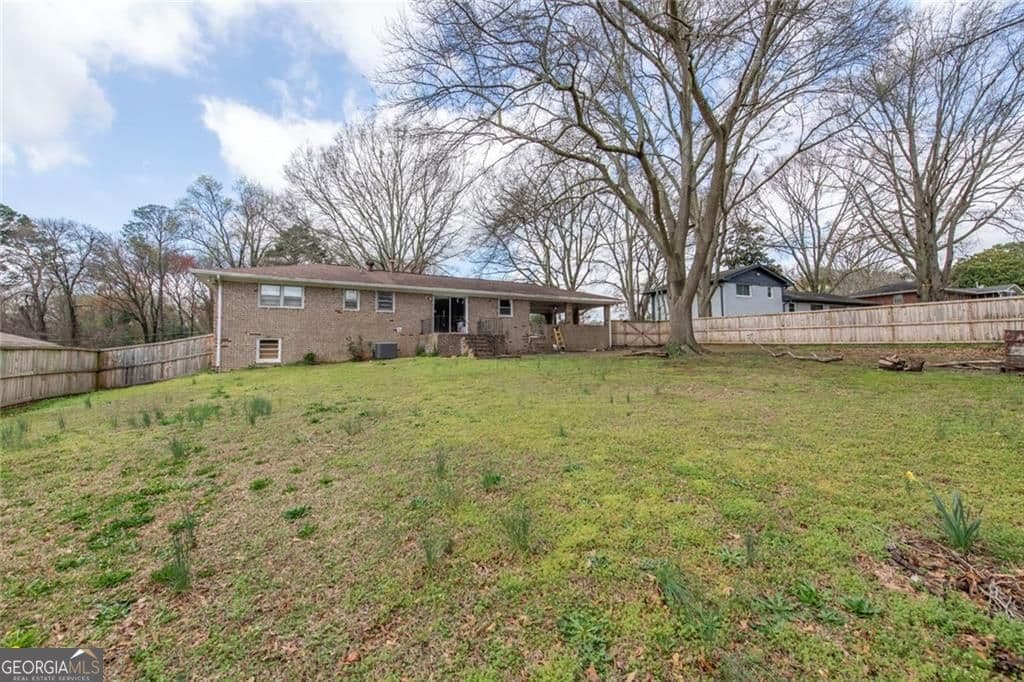 850 Briarwood Trail — photo 2