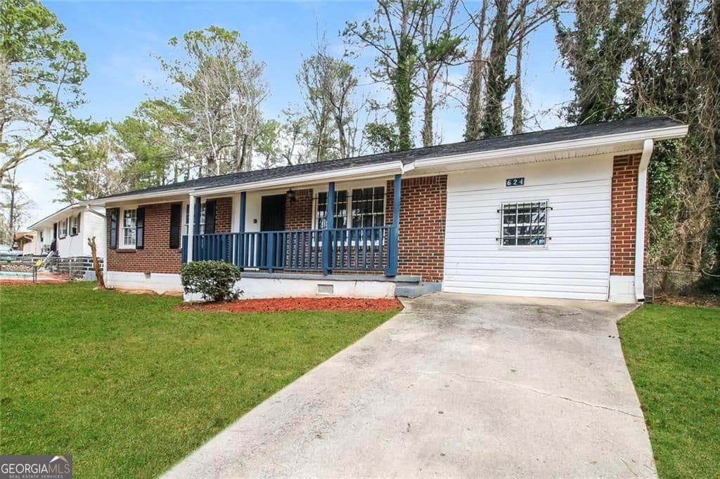 624 Robert E Lee Parkway — photo 2