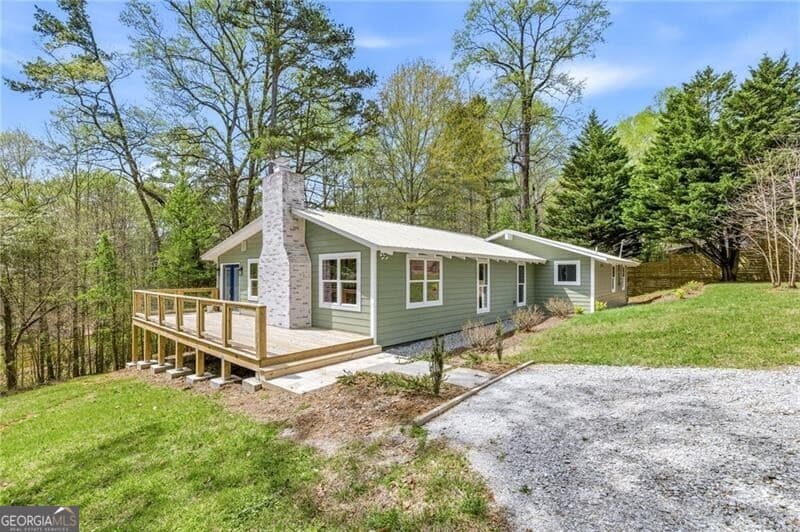 330 Lake Dr — photo 2