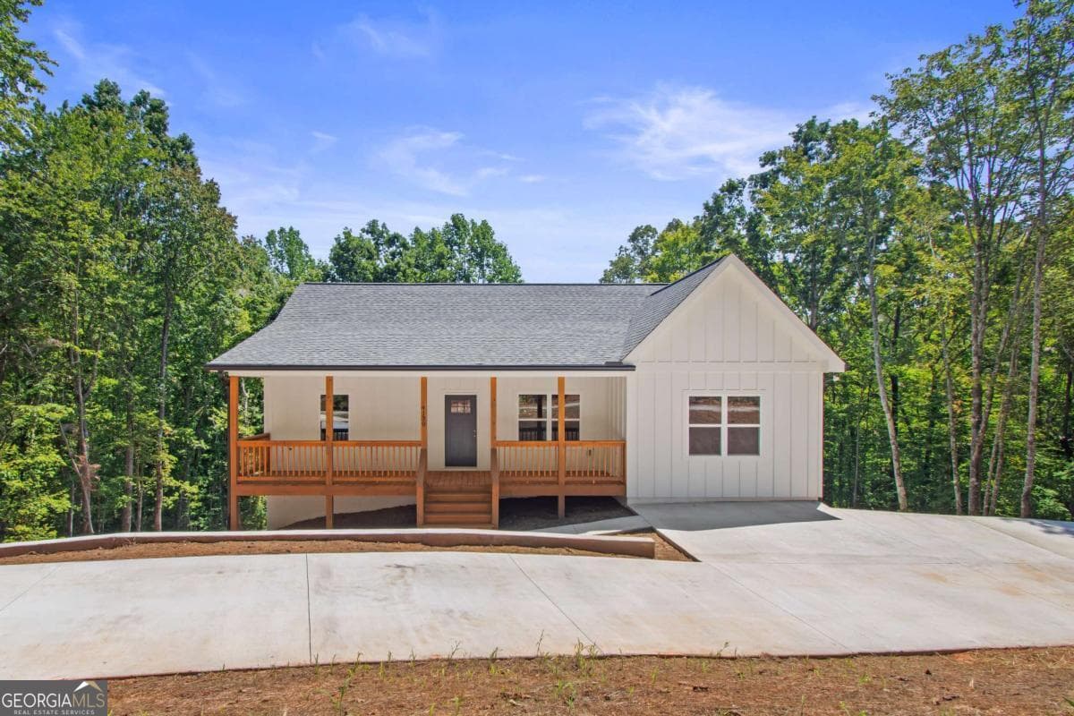 4130 Hwy 136 East — photo 1