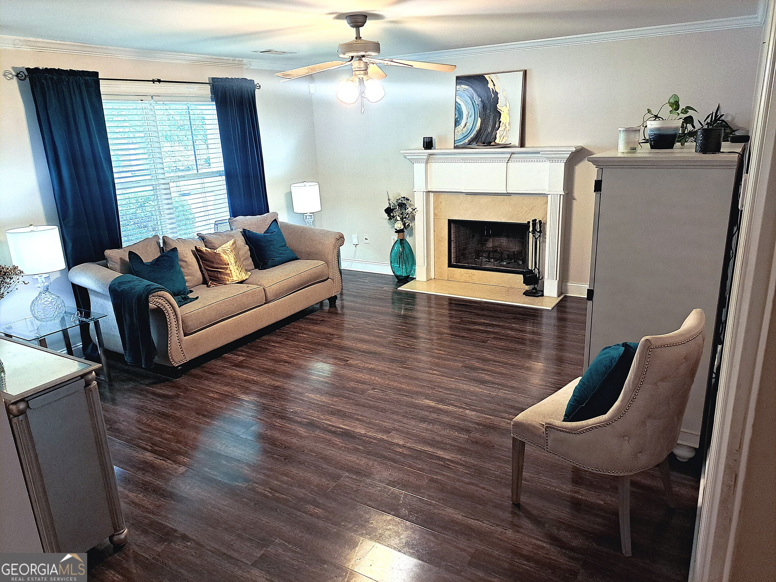 533 Edgewood Dr — photo 2