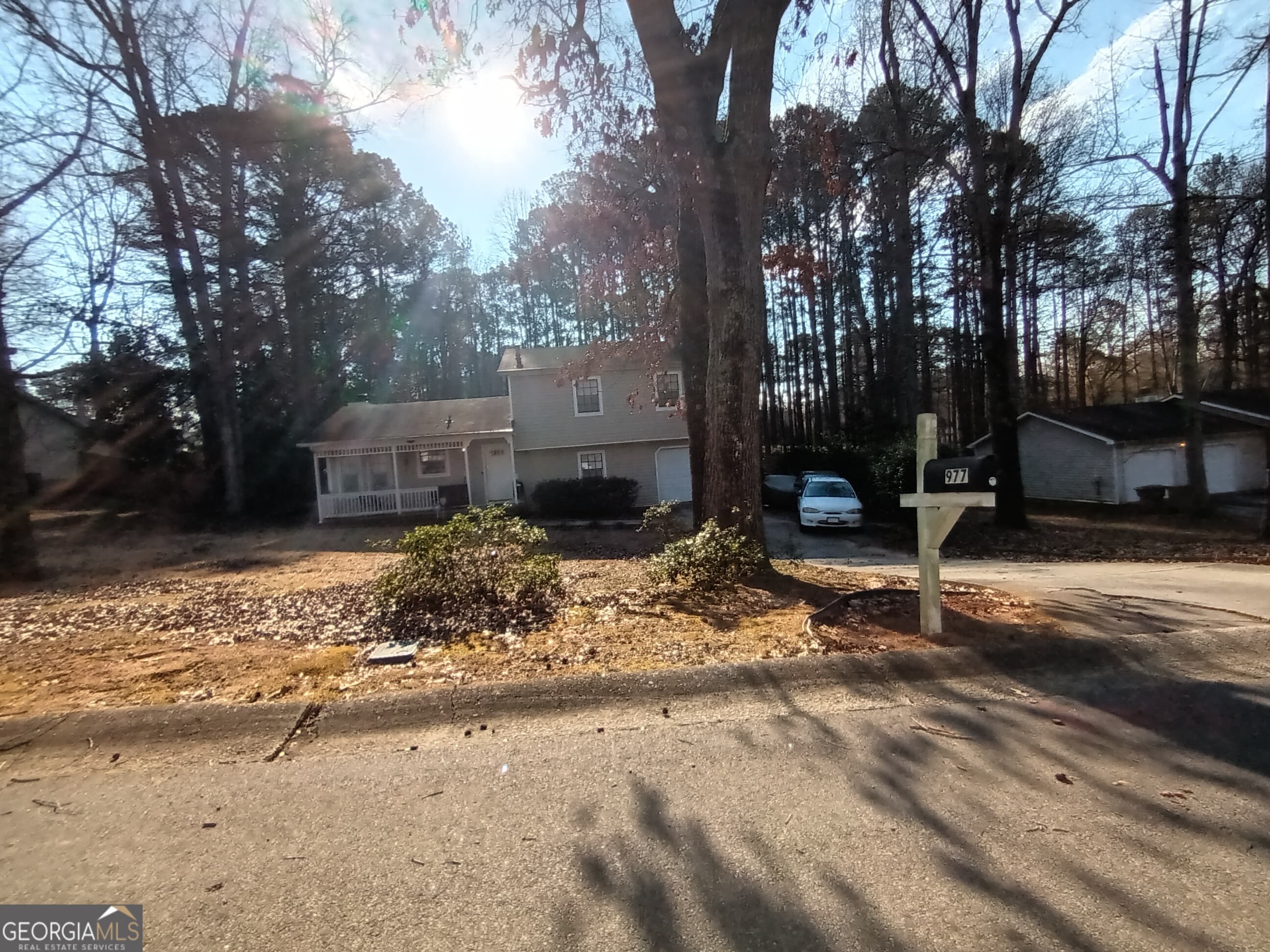 977 Leeward Ln — photo 1