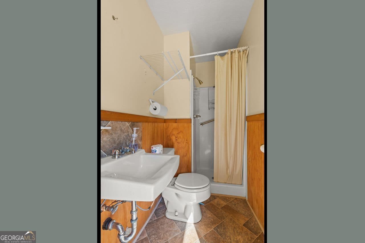 2819 Chestnut Grove Rd — photo 45