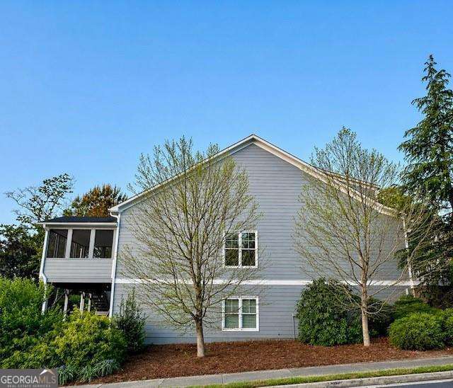 201 Providence Ln — photo 3