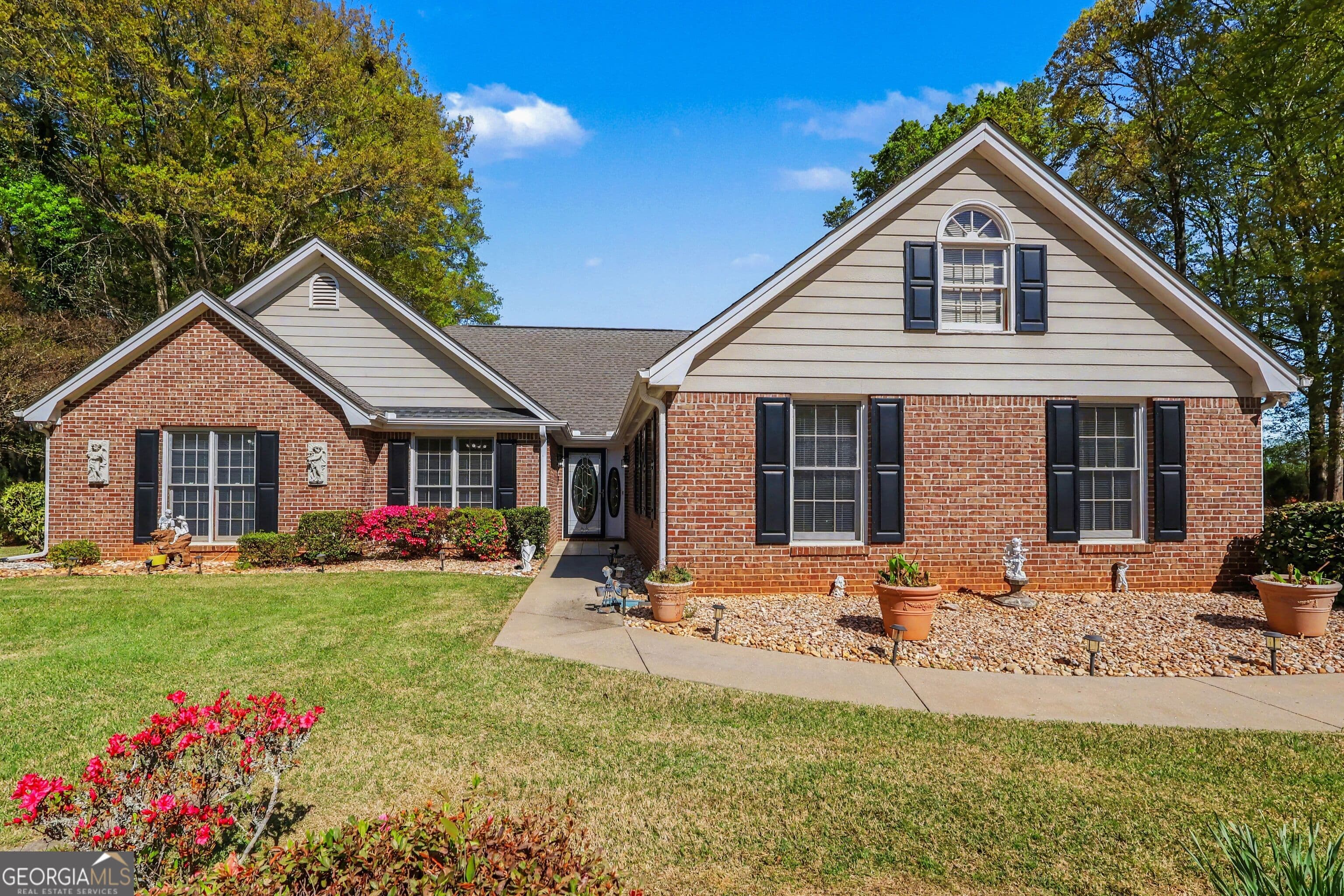 115 Buck Creek Dr — photo 1