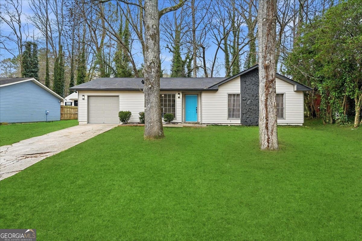 8185 Englewood Trail — photo 2