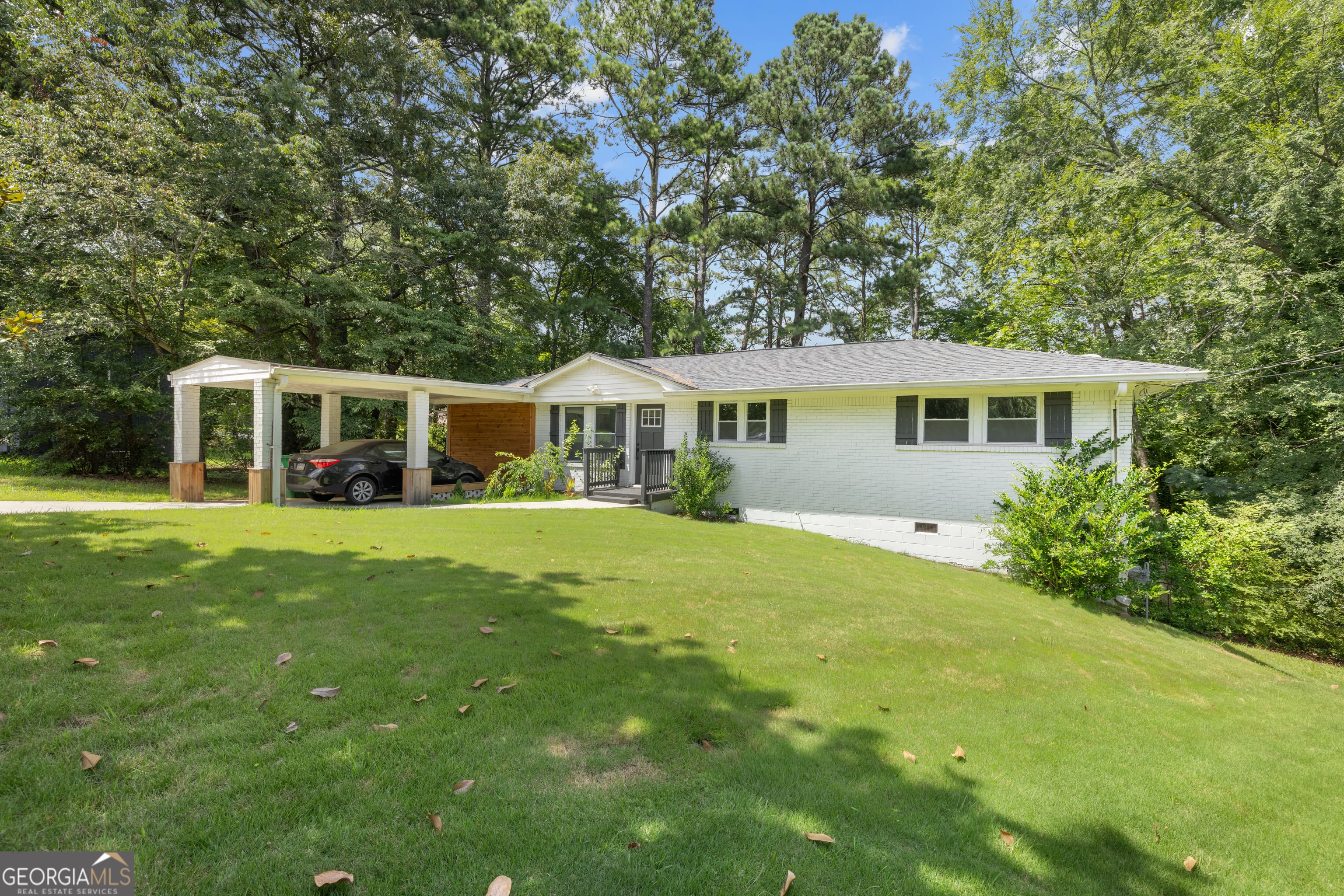 2060 Hallmark Se Ct — photo 2