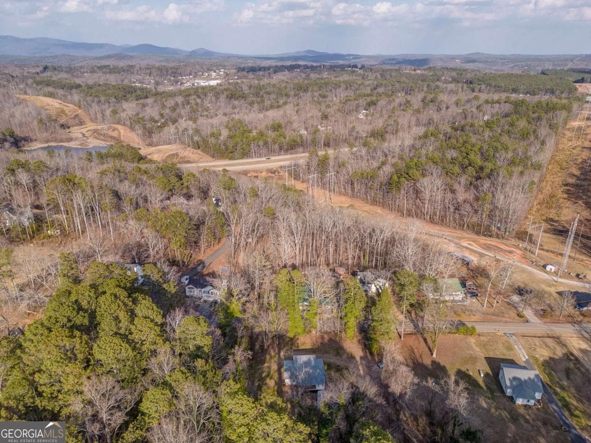 653 Fairview Rd — photo 2