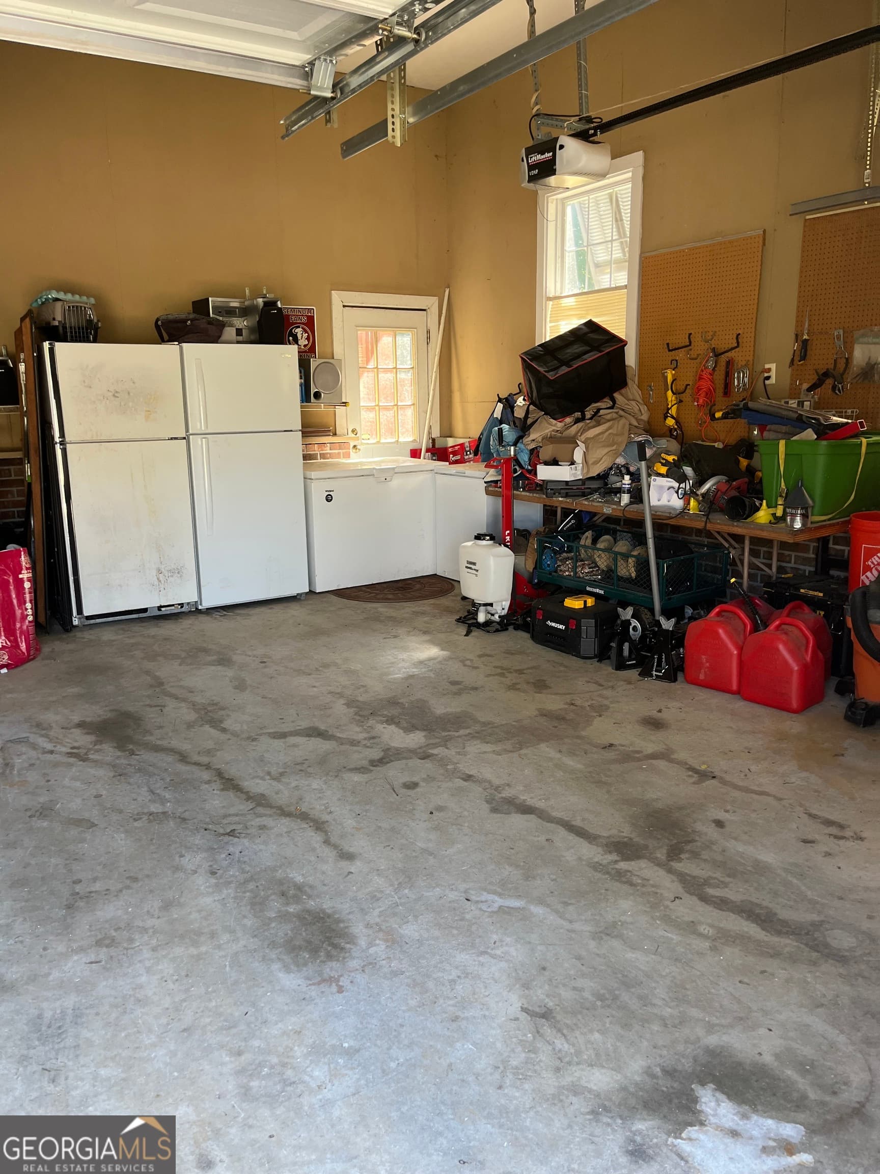 604 Farris Blvd — photo 26