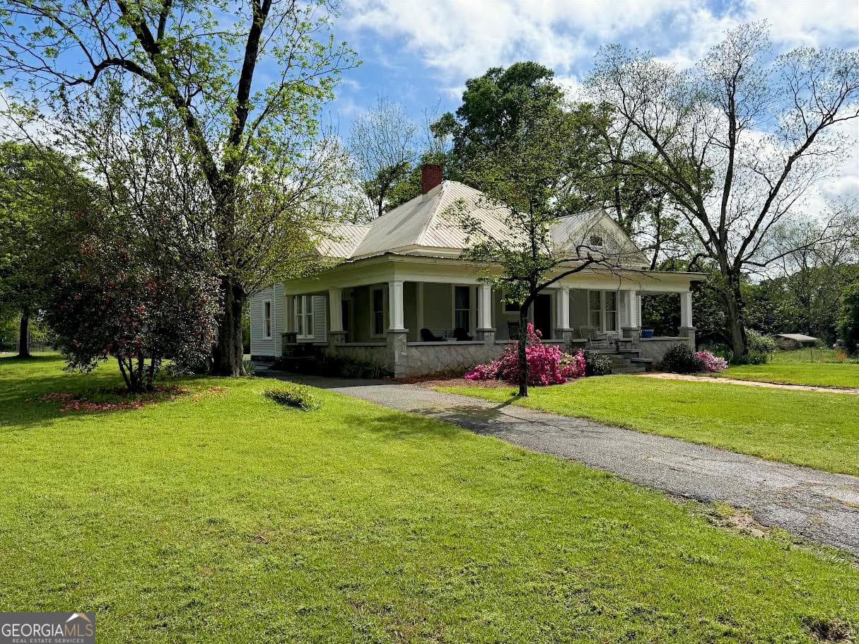 670 S Railroad Ave — photo 2