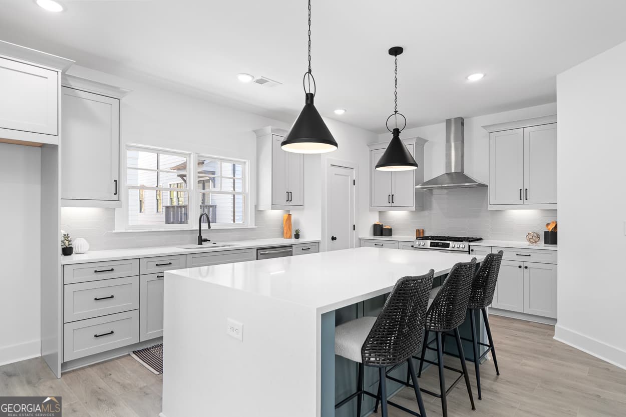 3311 Stillwood Dr — photo 2