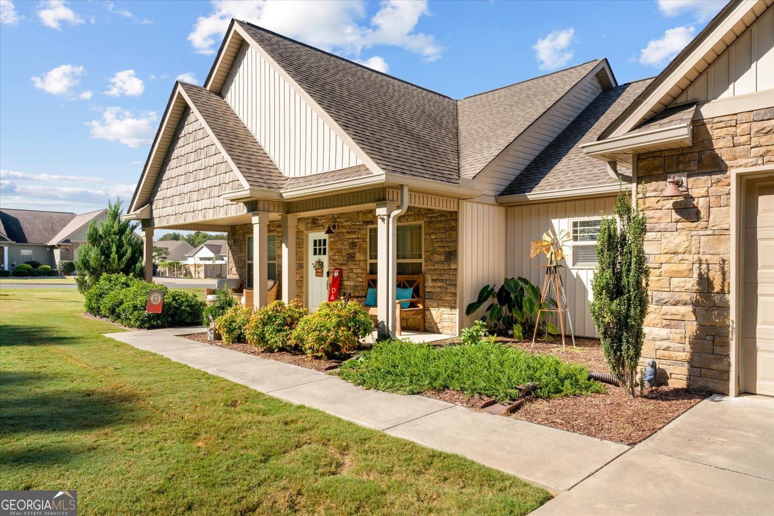 413 Beamer Rd — photo 2