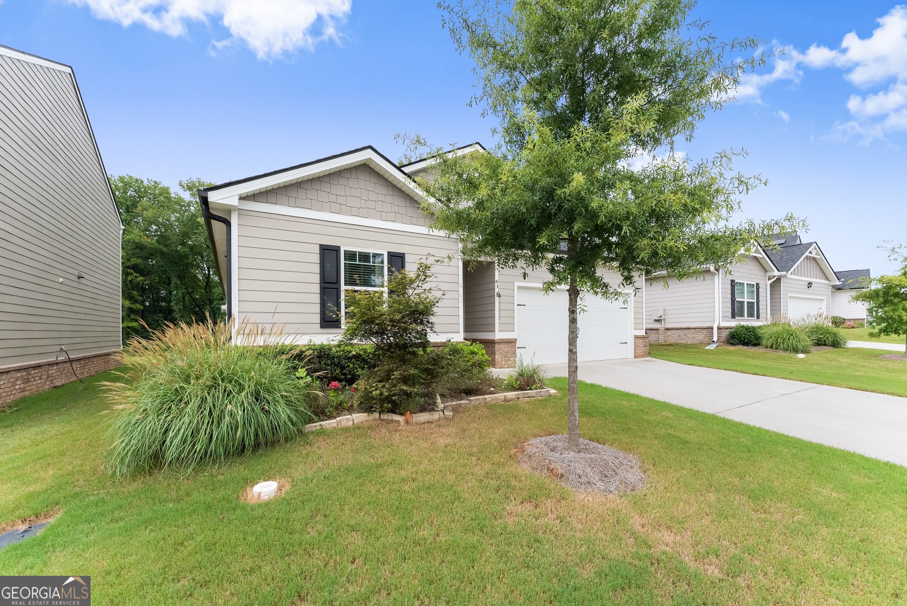 63 Conroe Ct — photo 2