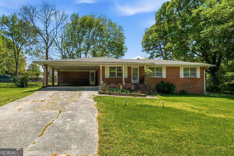 1210 Topaz Ln — photo 1