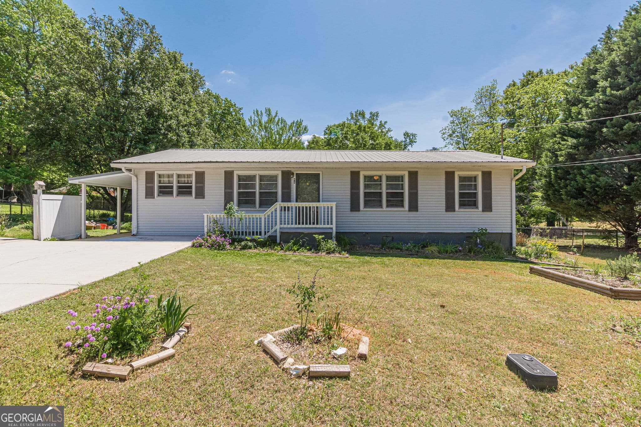 64 Camellia Dr — photo 1