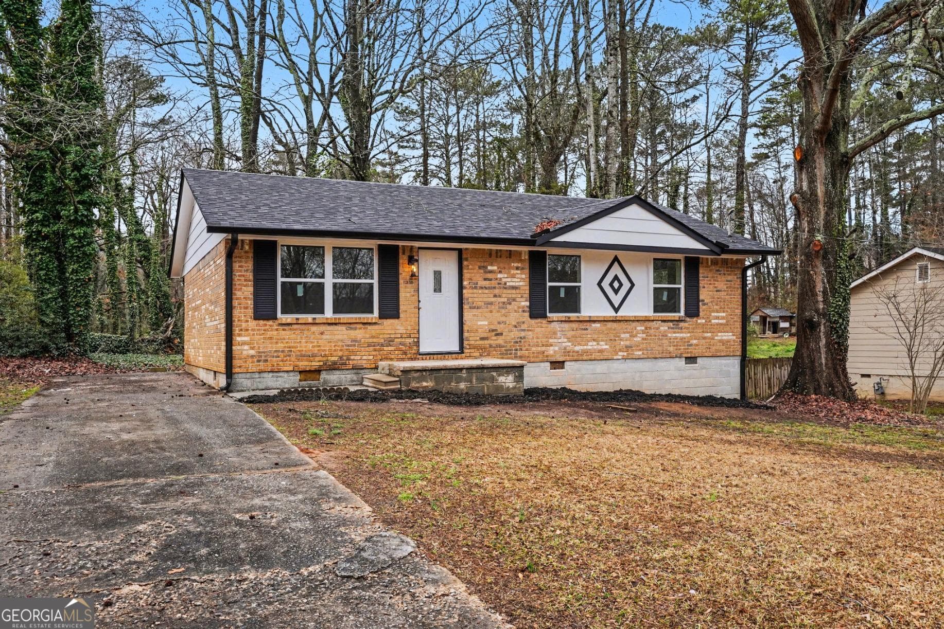 8355 Dunellen Ln — photo 1