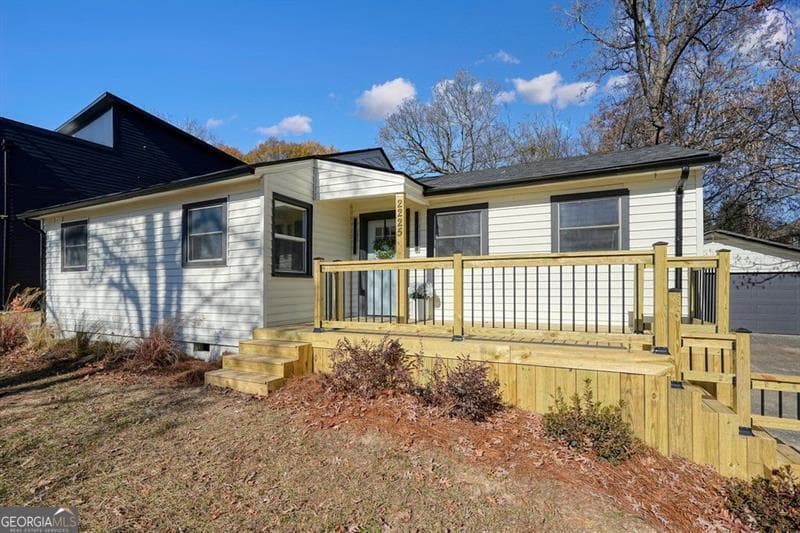 2225 Misty Ln — photo 2