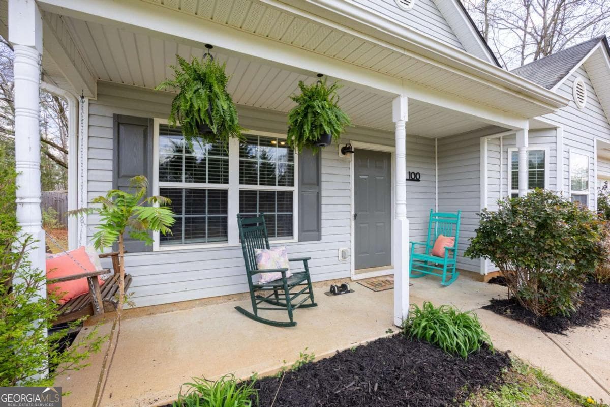 100 Cynthia Ct — photo 2