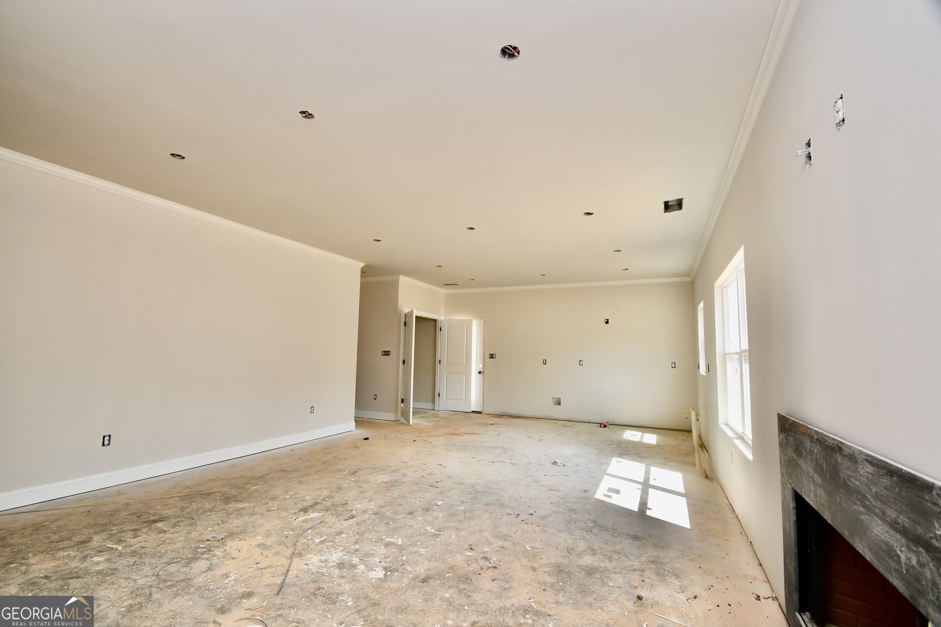 338 Andover Dr — photo 2