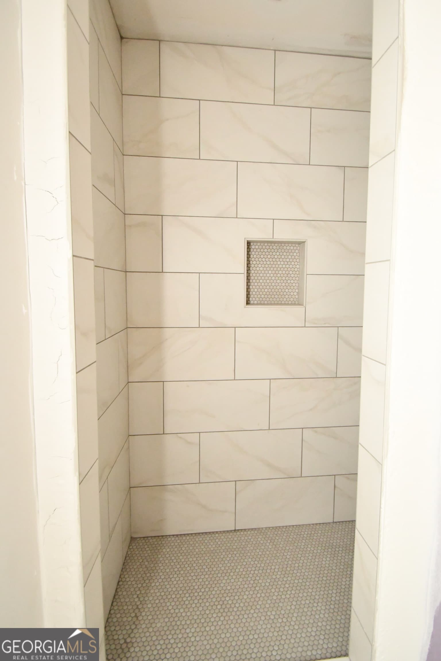 338 Andover Dr — photo 4