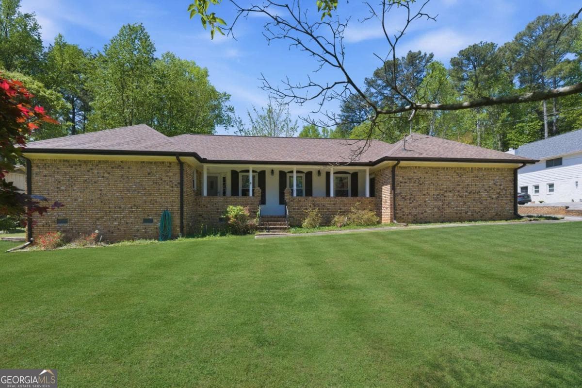 751 Oakley Nw Dr — photo 1