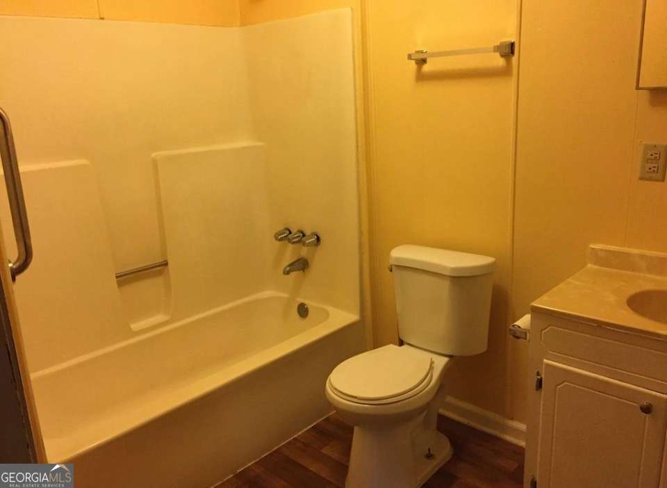 107 Oakwood Circle — photo 6