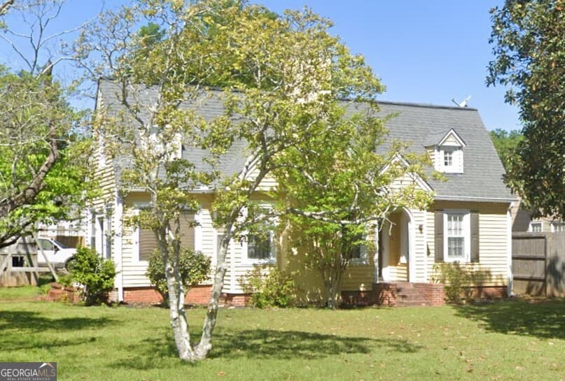 422 Jackson Ave — photo 1