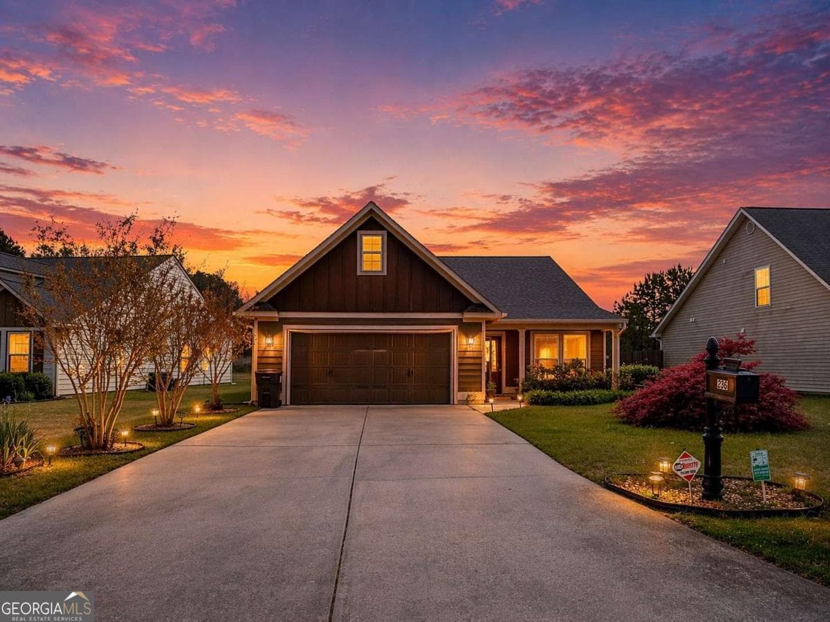 238 Raleigh Way — photo 1