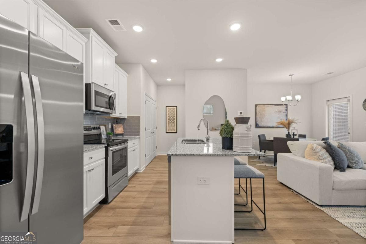 1047 Merritt Dr 88 — photo 2