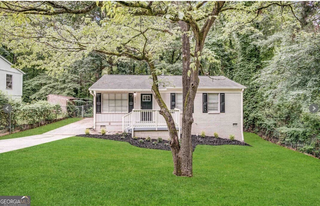 830 Mercury Dr — photo 1