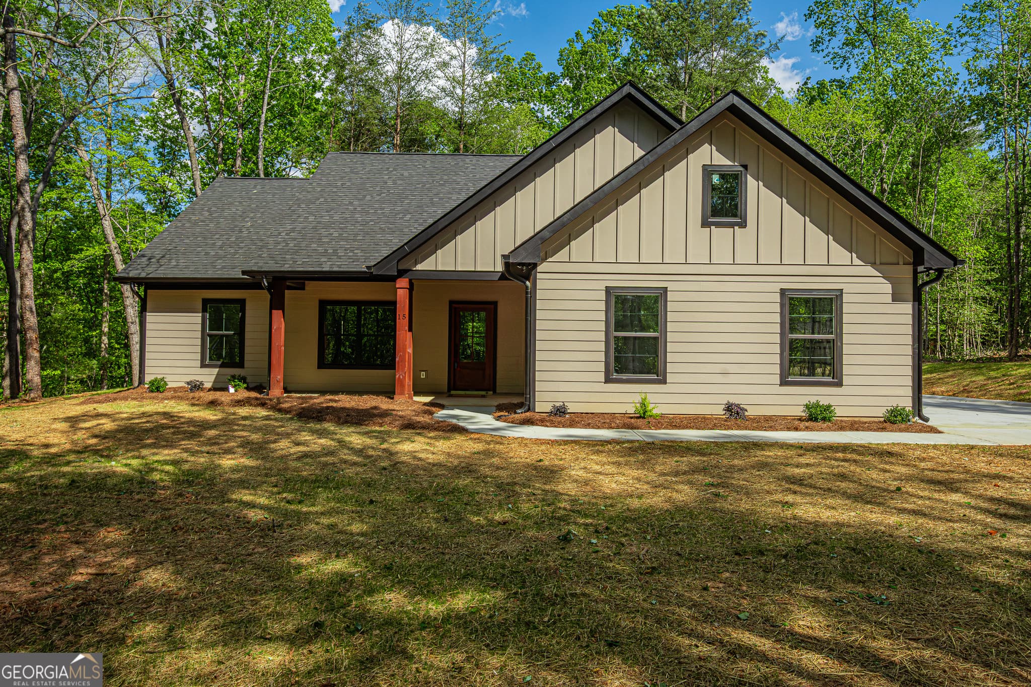 15 Eloise Way — photo 1