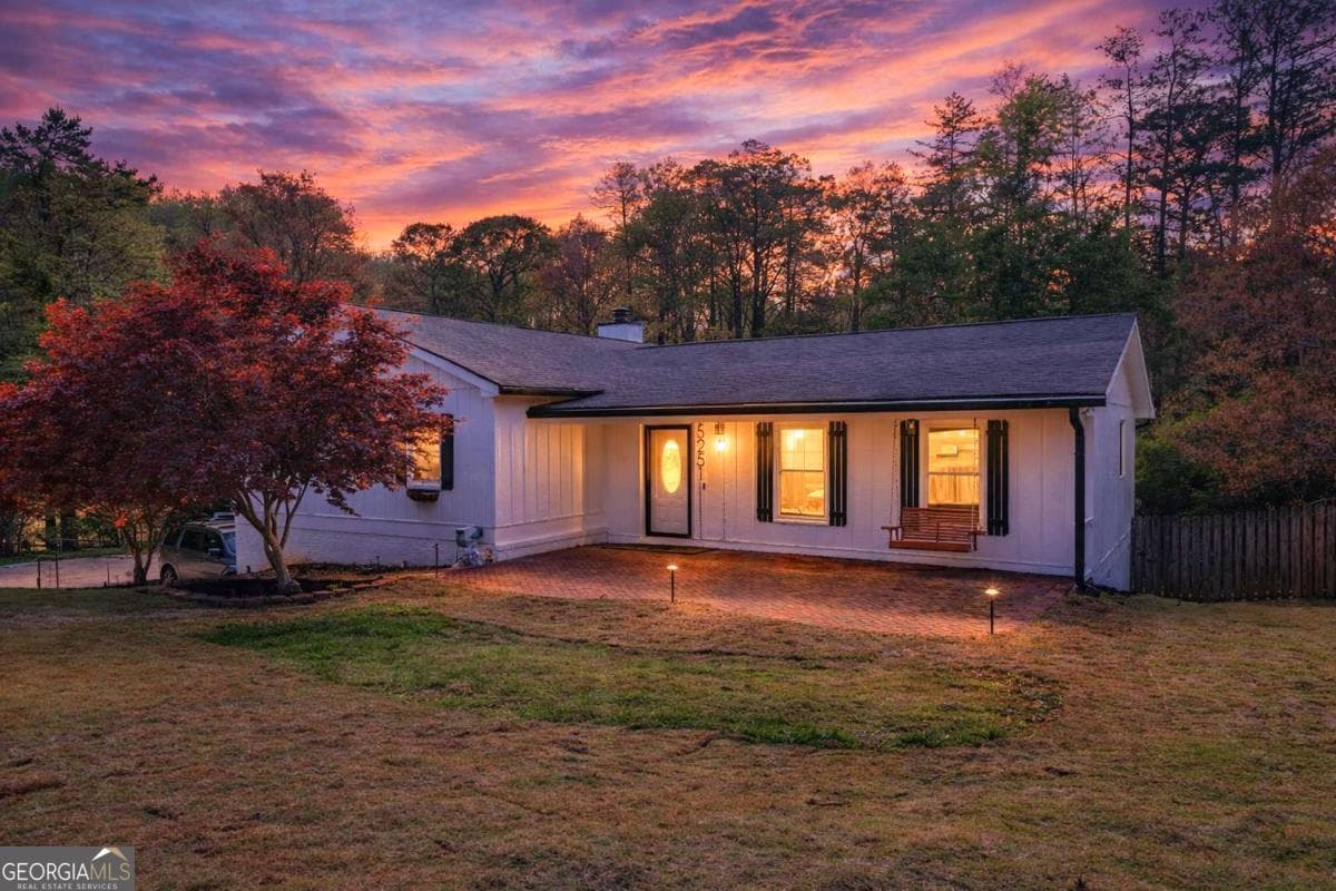 5251 Raintree Trail — photo 1