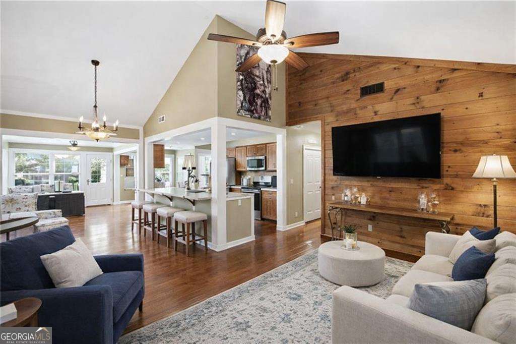 201 Talona Lake Terrace — photo 2