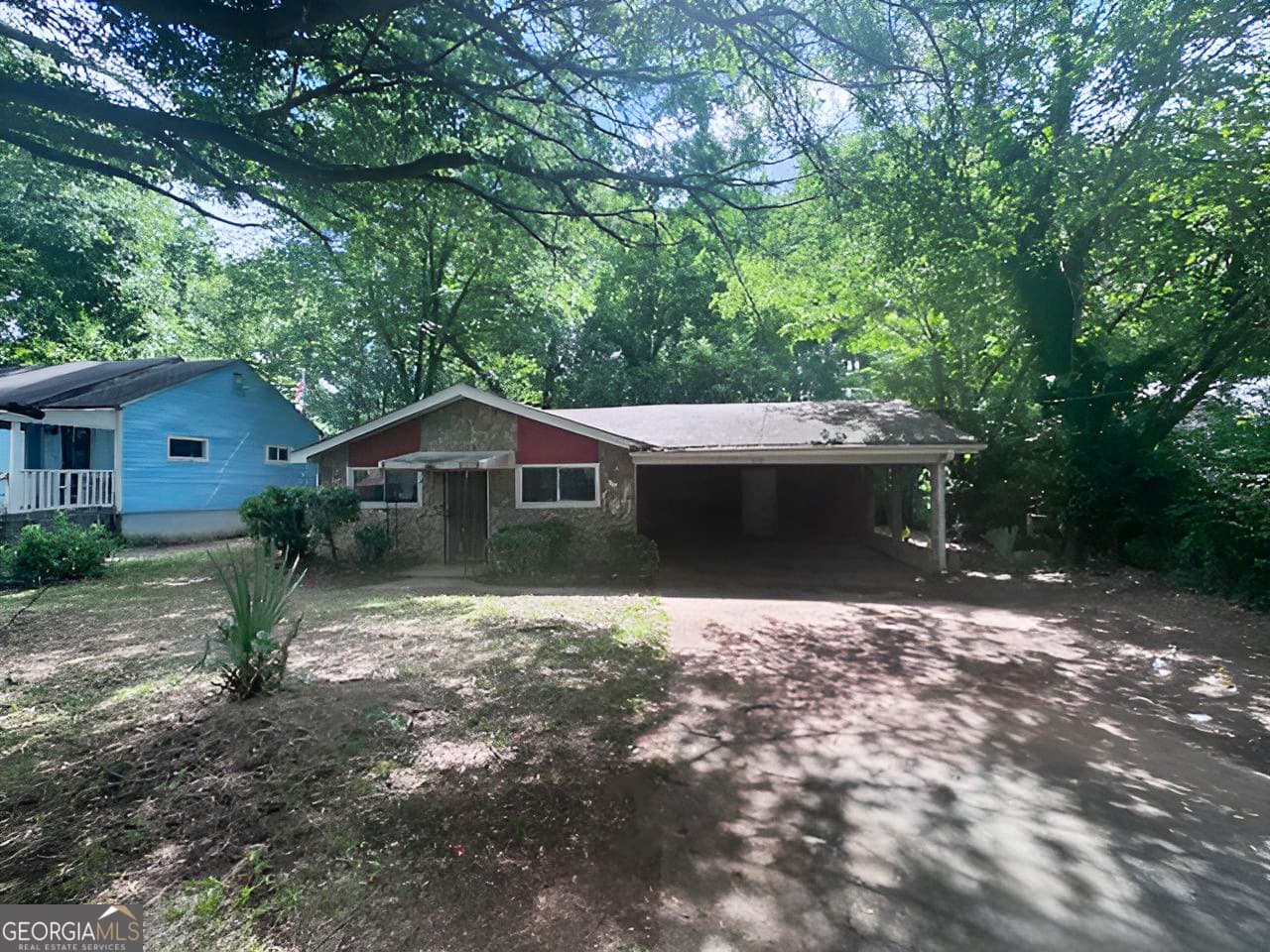 2318 Browns Mill Se Rd — photo 2