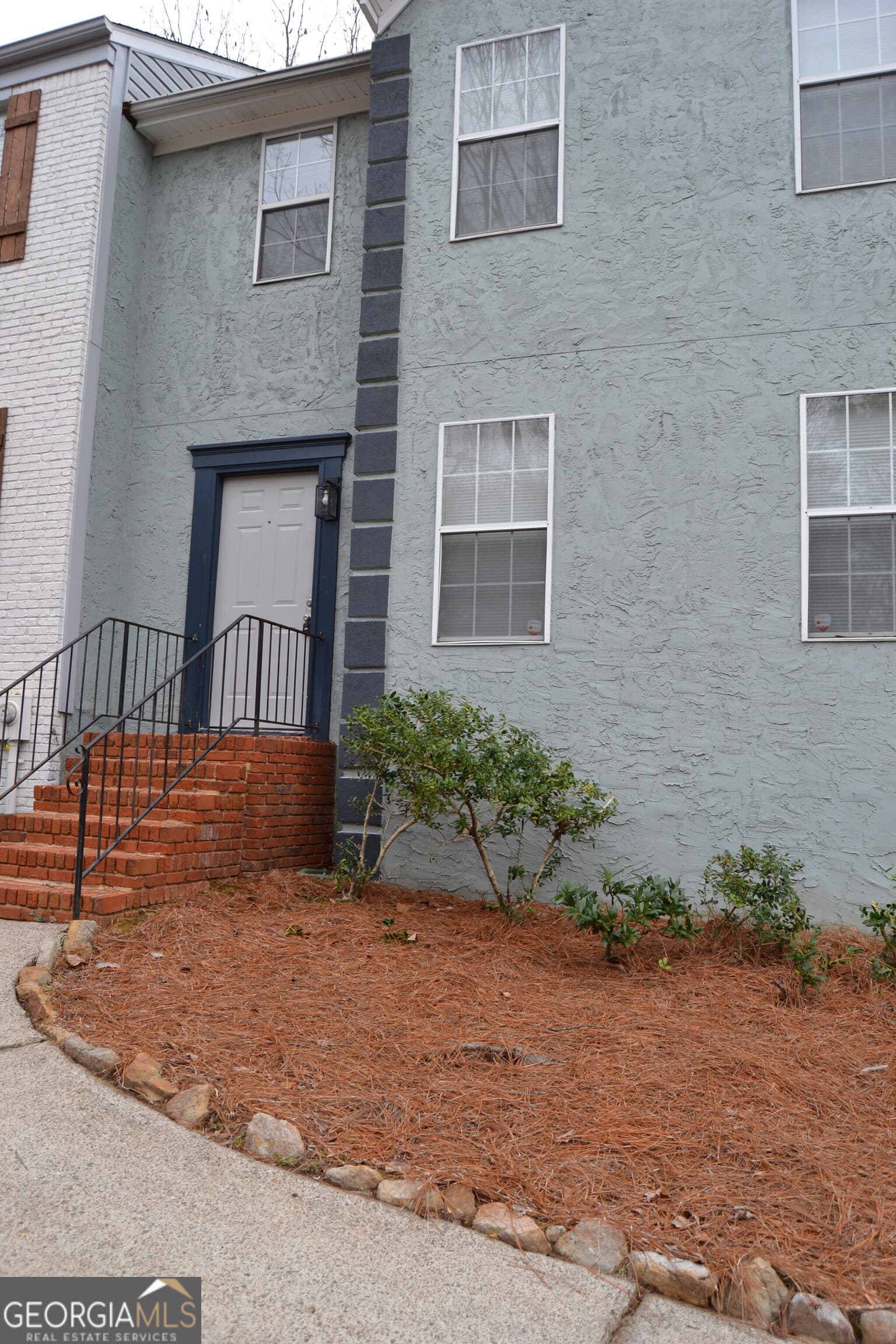 1650 Cedar Bluff Way — photo 2