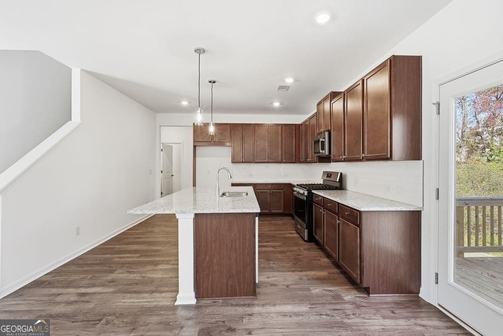 3983 Alderstone Dr — photo 2