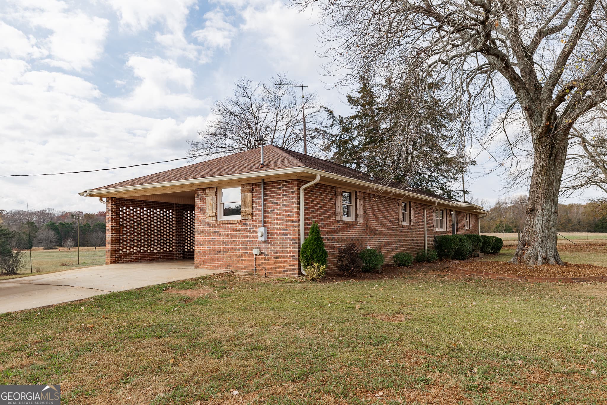 1719 Hwy 98 — photo 2