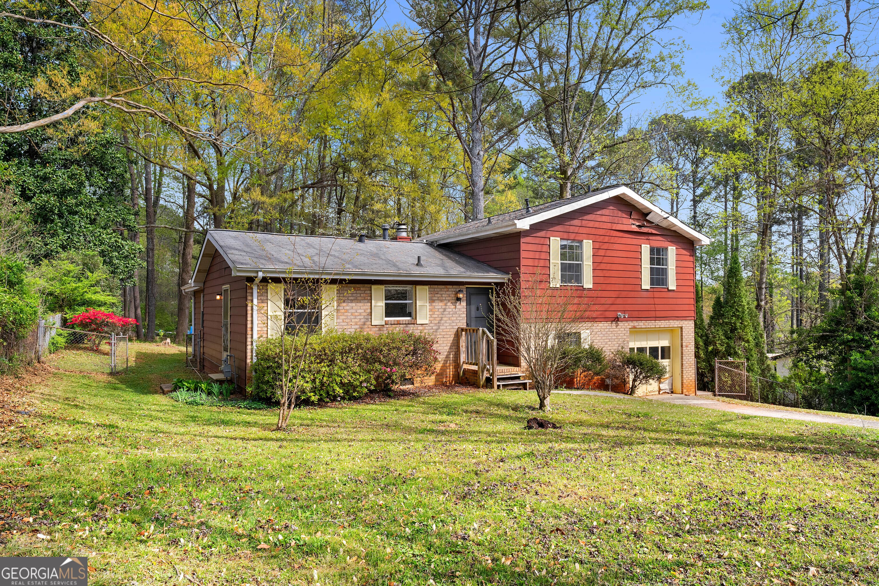 4424 Twin Creek Ne Dr — photo 2