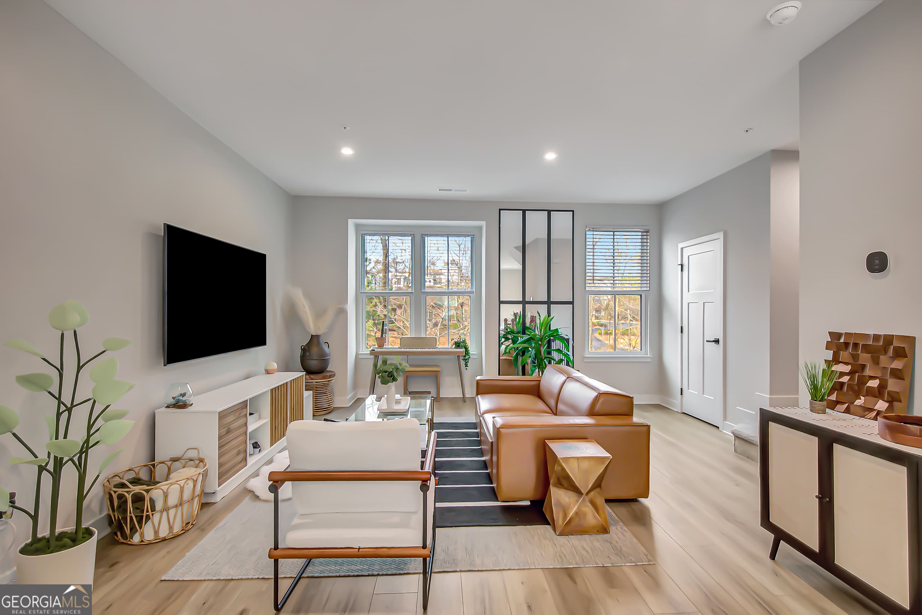 125 Climbing Ivy Circle — photo 2